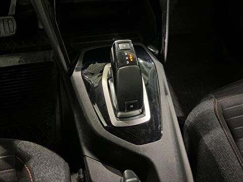 peugeot, 2008, crossover 1.2 puretech active eat8, otomatik, benzin 2.el otomobil | renew 19