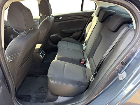 renault, megane, sedan 1.3 tce touch edc, otomatik, benzin 2.el otomobil | renew 13