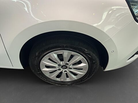 renault, kangoo multix, combi 1.3 tce techno edc, otomatik, benzin 2.el otomobil | renew 7