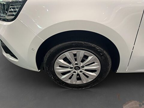 renault, kangoo multix, combi 1.3 tce techno edc, otomatik, benzin 2.el otomobil | renew 6