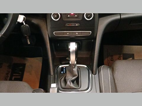 renault, megane, sedan 1.5 blue dcı joy edc, otomatik, dizel 2.el otomobil | renew 17