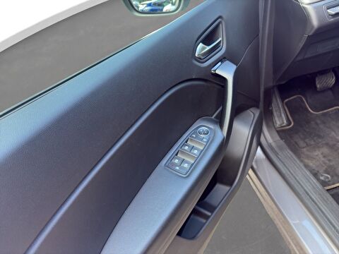 renault, captur, 1.3 tce techno edc, otomatik, benzin 2.el otomobil | renew 17
