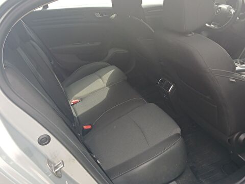 renault, megane, sedan 1.3 tce touch edc, otomatik, benzin 2.el otomobil | renew 13