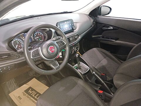 fiat, egea, cross 1.5 t4 mhev urban otomatik, otomatik, mhev 2.el otomobil | renew 15