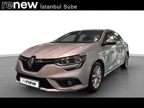 Sedan 1.5 DCI Touch EDC, 2. el otomobil | renew
