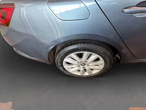 renault, megane, sedan 1.3 tce touch edc, otomatik, benzin 2.el otomobil | renew 9