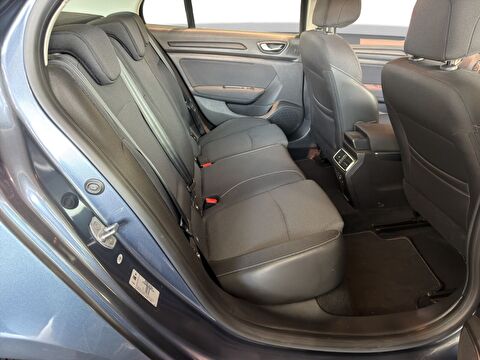 renault, megane, sedan 1.3 tce touch edc, otomatik, benzin 2.el otomobil | renew 15