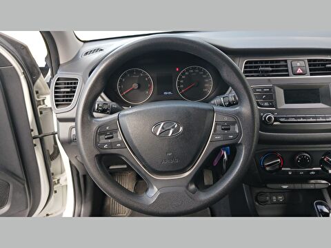 hyundai, i20, hatchback 1.4 mpı jump otomatik, otomatik, benzin 2.el otomobil | renew 12