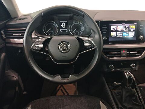 skoda, scala, hatchback 1.0 tsı premium dsg, otomatik, benzin 2.el otomobil | renew 9
