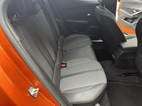 peugeot, 2008, crossover 1.2 puretech allure eat8, otomatik, benzin 2.el otomobil | renew 18