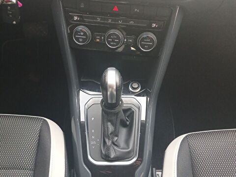 volkswagen, t-roc, suv 1.5 tsı act highline dsg, otomatik, benzin 2.el otomobil | renew 22