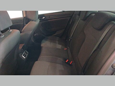 renault, megane, sedan 1.3 tce joy comfort edc, otomatik, benzin 2.el otomobil | renew 11