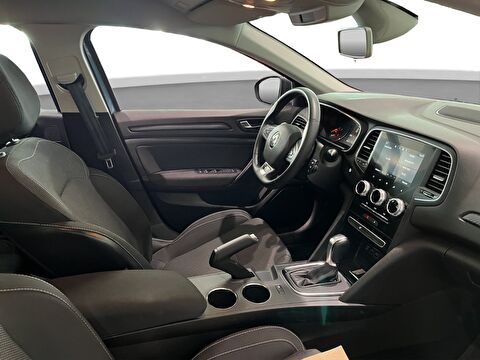 renault, megane, sedan 1.5 blue dcı touch edc, otomatik, dizel 2.el otomobil | renew 16