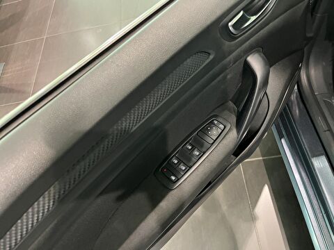 renault, megane, sedan 1.5 blue dcı touch edc, otomatik, dizel 2.el otomobil | renew 19