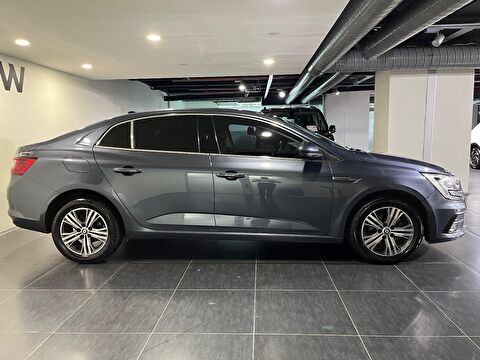 renault, megane, sedan 1.3 tce touch edc, otomatik, benzin 2.el otomobil | renew 9