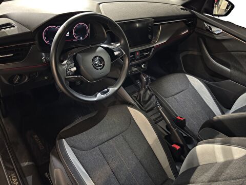 skoda, kamiq, suv 1.5 tsı act premium dsg, otomatik, benzin 2.el otomobil | renew 10