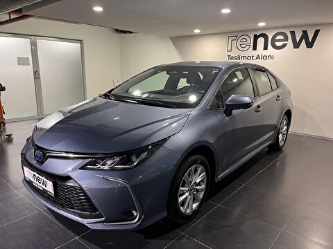 Toyota, Corolla, Sedan 1.8 Hybrid Dream e-CVT, Otomatik, Hybrid 2. el otomobil | renew Mobile