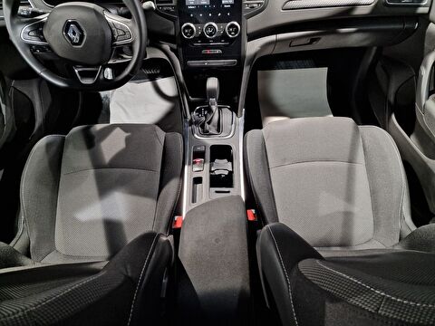 renault, megane, sedan 1.3 tce touch edc, otomatik, benzin 2.el otomobil | renew 18