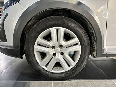 dacia, sandero stepway, 1.0 turbo essential cvt, otomatik, benzin 2.el otomobil | renew 22