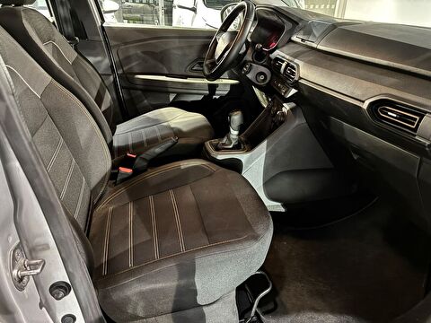 dacia, sandero stepway, 1.0 turbo essential cvt, otomatik, benzin 2.el otomobil | renew 15