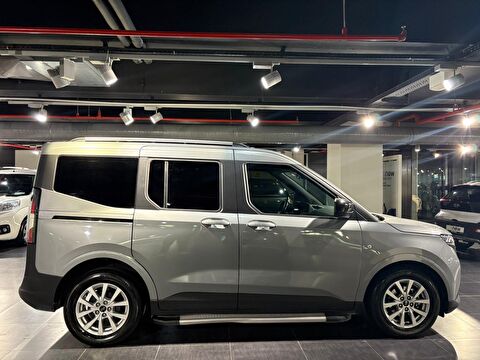 ford, tourneo courier, kombi 1.5 ecoblue titanium, manuel, dizel 2.el otomobil | renew 9