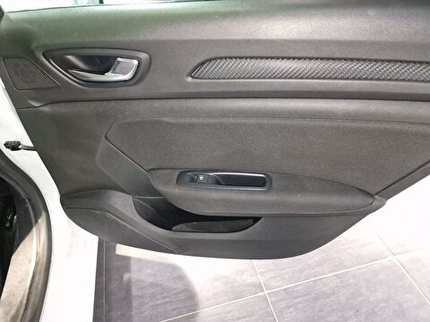 renault, megane, sedan 1.5 dcı touch edc, otomatik, dizel 2.el otomobil | renew 21