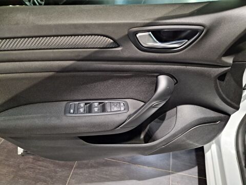 renault, megane, sedan 1.5 dcı touch edc, otomatik, dizel 2.el otomobil | renew 10