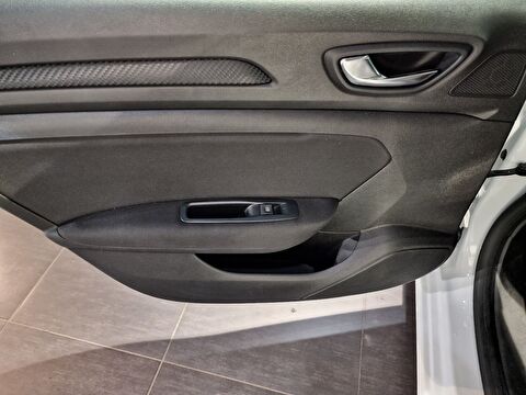 renault, megane, sedan 1.5 dcı touch edc, otomatik, dizel 2.el otomobil | renew 9