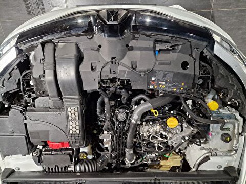 renault, megane, sedan 1.3 tce touch edc, otomatik, benzin 2.el otomobil | renew 12