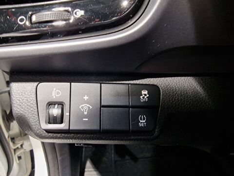 kia, stonic, suv 1.4 mpı elegance design otomatik, otomatik, benzin + lpg 2.el otomobil | renew 9