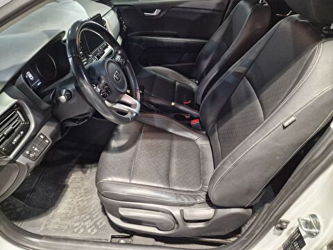 kia, stonic, suv 1.4 mpı elegance design otomatik, otomatik, benzin + lpg 2.el otomobil | renew 19