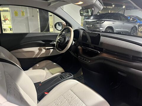 fiat, 500 ailesi, 500e la prima by bocelli, otomatik, elektrik 2.el otomobil | renew 8