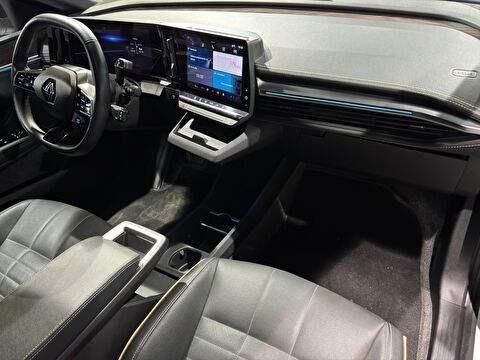 renault, megane e-tech, crossover ev60 ıconic otomatik, otomatik, elektrik 2.el otomobil | renew 12