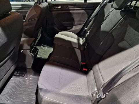 renault, megane, sedan 1.3 tce touch edc, otomatik, benzin 2.el otomobil | renew 13