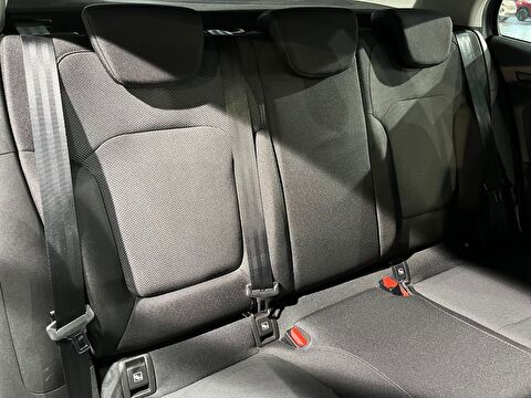 renault, megane, sedan 1.3 tce touch edc, otomatik, benzin 2.el otomobil | renew 14