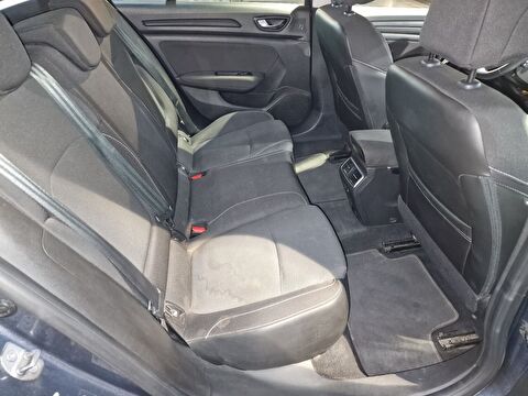 renault, megane, sedan 1.3 tce touch edc, otomatik, benzin 2.el otomobil | renew 16