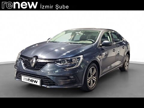 Sedan 1.3 TCe Touch EDC, 2. el otomobil | renew