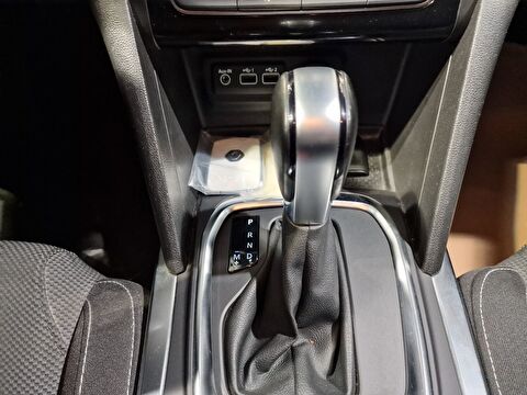 renault, megane, sedan 1.3 tce touch edc, otomatik, benzin 2.el otomobil | renew 21
