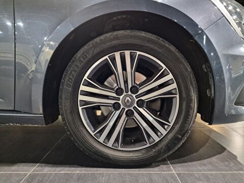 renault, megane, sedan 1.3 tce touch edc, otomatik, benzin 2.el otomobil | renew 26