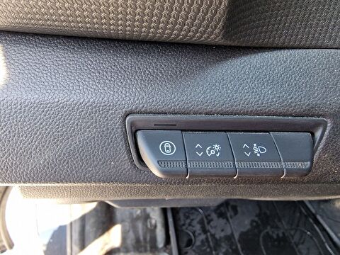 renault, trafic, 2.0 dcı 6m3 grand confort 5+1 eag9, otomatik, dizel 2.el otomobil | renew 8