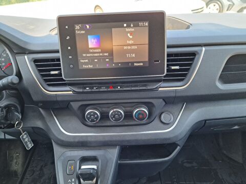 renault, trafic, 2.0 dcı 6m3 grand confort 5+1 eag9, otomatik, dizel 2.el otomobil | renew 9