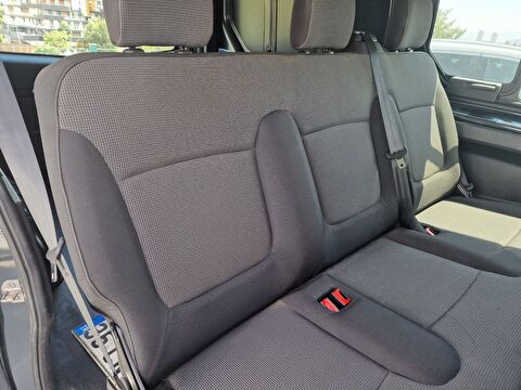 renault, trafic, 2.0 dcı 6m3 grand confort 5+1 eag9, otomatik, dizel 2.el otomobil | renew 17