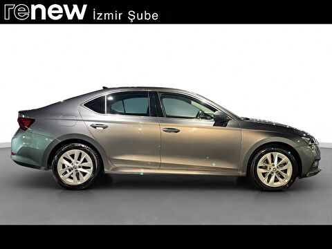 skoda, octavia, sedan 1.5 tsı e-tec premium dsg, otomatik, mhev 2.el otomobil | renew 5