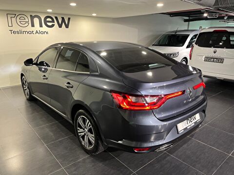 renault, megane, sedan 1.3 tce touch edc, otomatik, benzin 2.el otomobil | renew 5