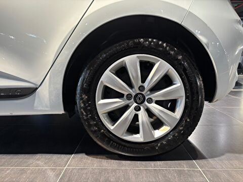 renault, clio, hatchback 1.0 tce equilibre x-tronic, otomatik, benzin 2.el otomobil | renew 7