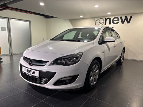 Opel, Astra, Sedan 1.4 Turbo Edition Plus Otomatik, Otomatik, Benzin 2. el otomobil | renew Mobile