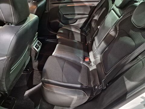 renault, megane, sedan 1.2 tce ıcon edc, otomatik, benzin 2.el otomobil | renew 9