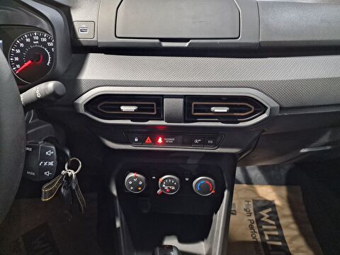 dacia, sandero, 1.0 tce essential cvt, otomatik, benzin 2.el otomobil | renew 13