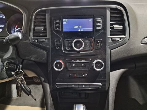renault, megane, sedan 1.3 tce joy edc, otomatik, benzin 2.el otomobil | renew 8