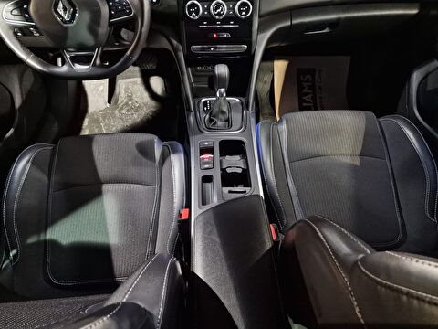 renault, megane, sedan 1.3 tce ıcon edc, otomatik, benzin 2.el otomobil | renew 12